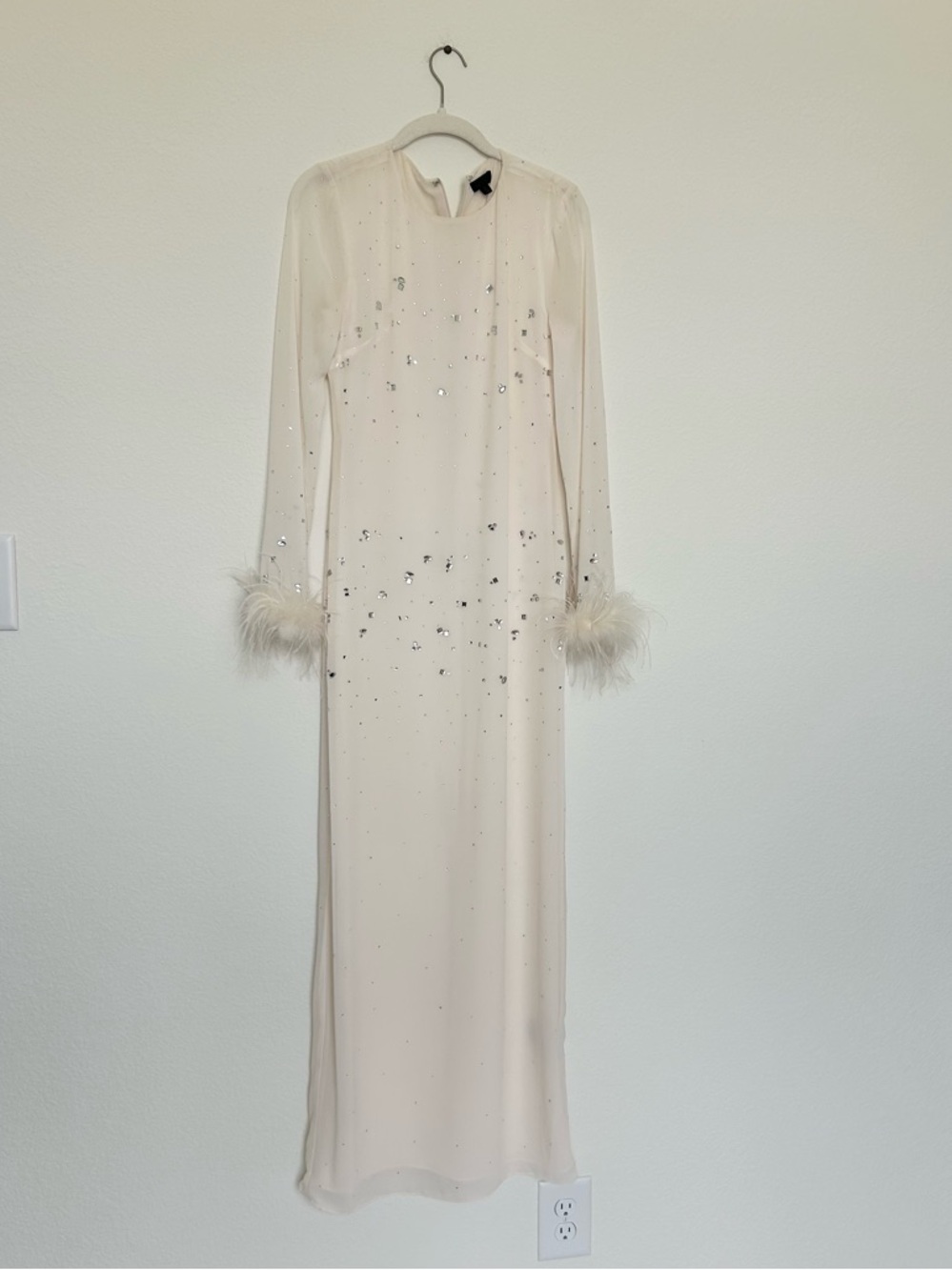 NBD Ginevra Maxi Dress in Ivory - Picture 3 of 10